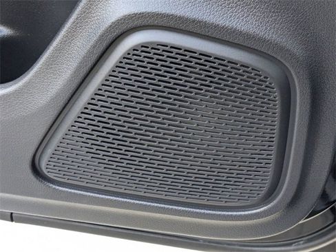 Used 2023 Mercedes-Benz CLA 250 image 25