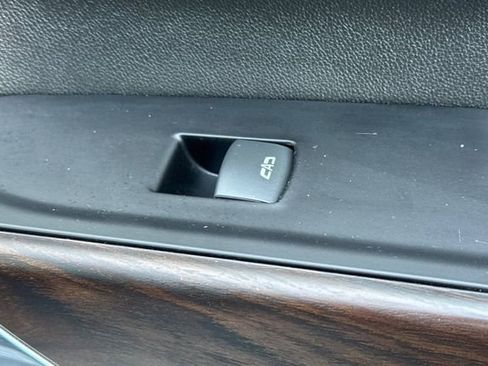 Used 2020 GMC Sierra 2500 SLT w/ SLT Premium Plus Package image 22