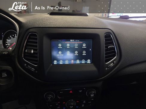 Used 2019 Jeep Compass Latitude w/ Cold Weather Group AWD/4WD image 10