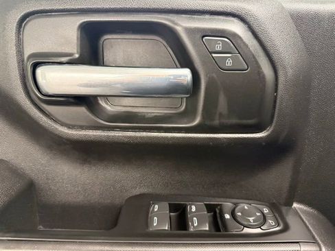 Used 2023 Chevrolet Silverado 1500 Custom image 28