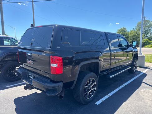 Used 2016 GMC Sierra 2500 Denali w/ Duramax Plus Package AWD/4WD image 3
