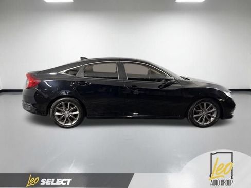 Used 2019 Honda Civic EX image 5