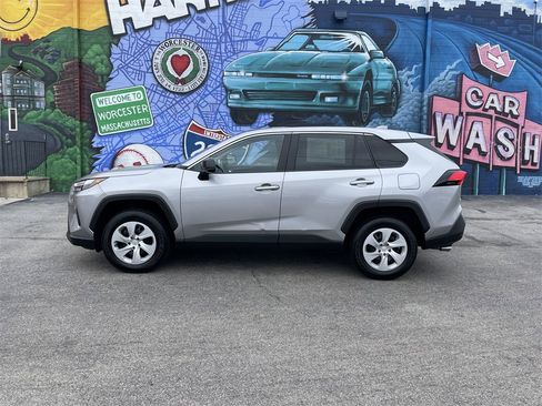 Used 2024 Toyota RAV4 LE image 2