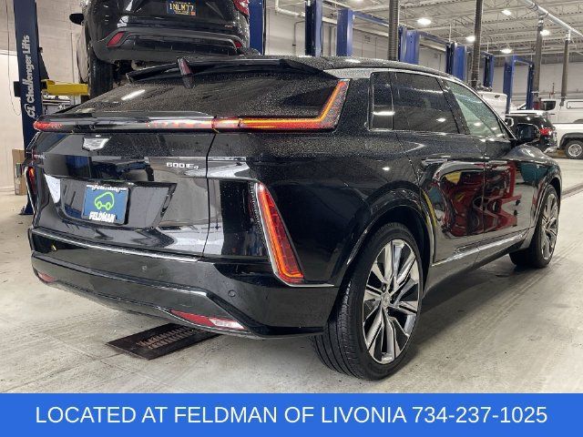Used 2024 Cadillac Lyriq Luxury w/ LPO, Floor Liner Package AWD/4WD image 8