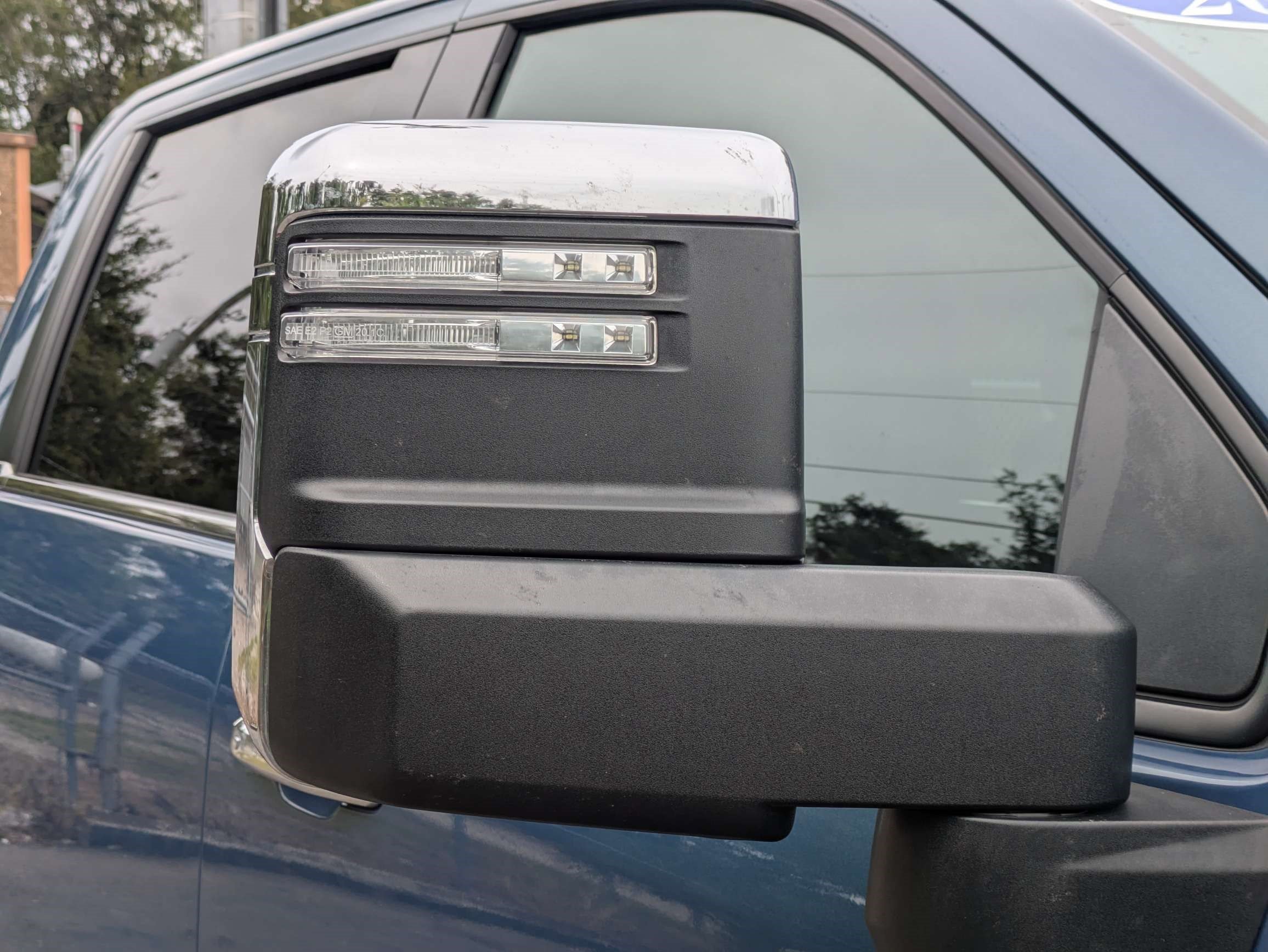 Used 2024 Chevrolet Silverado 2500 High Country w/ High Country Premium Package AWD/4WD image 11