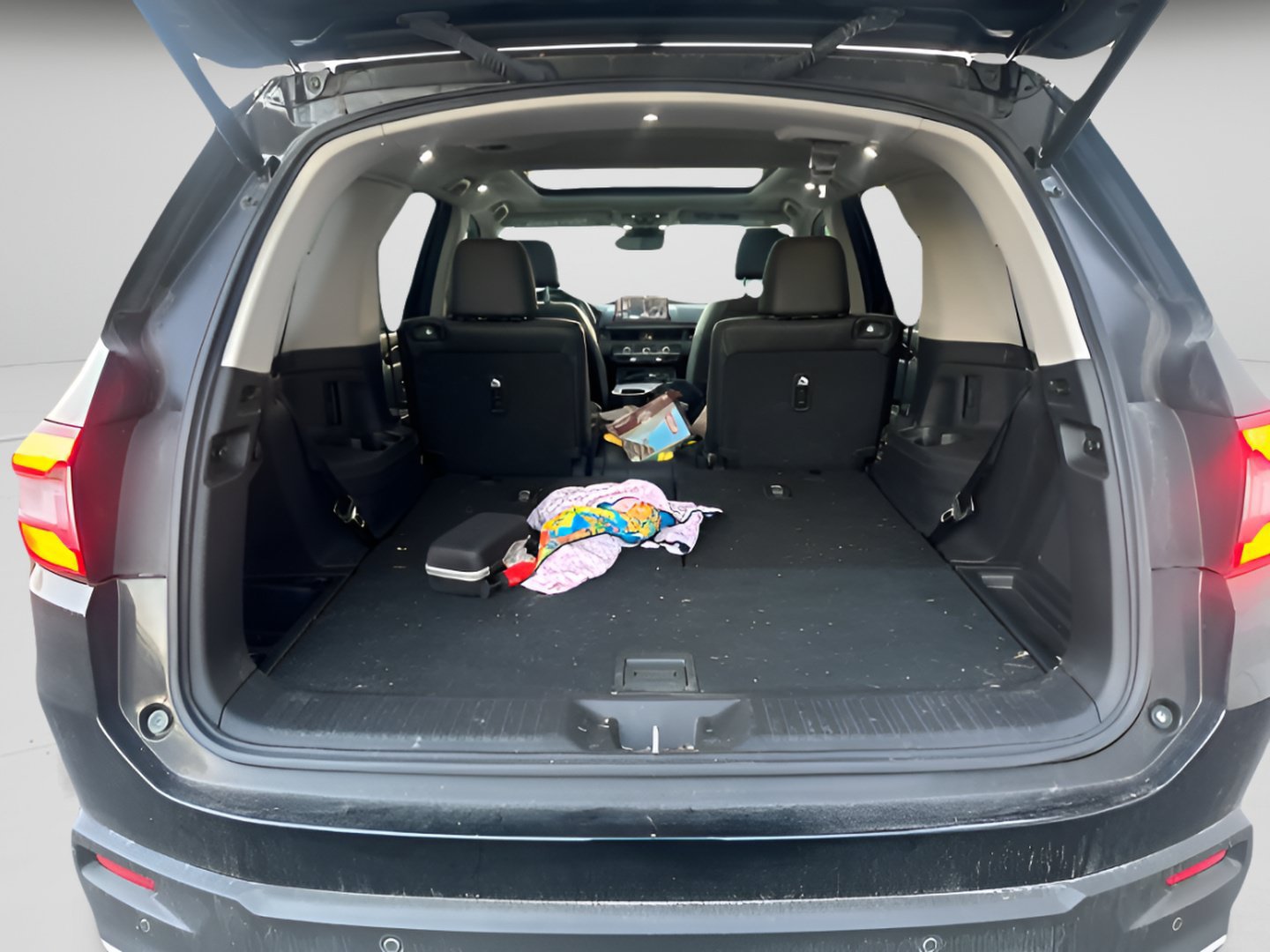 Used 2023 Honda Pilot Elite image 12