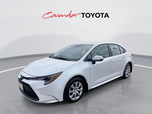 Certified 2026 Toyota Corolla LE image 1