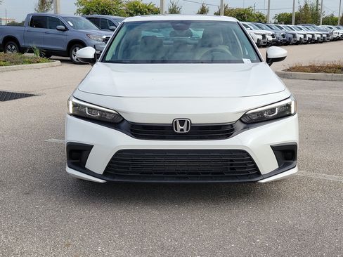 Used 2024 Honda Civic EX image 2