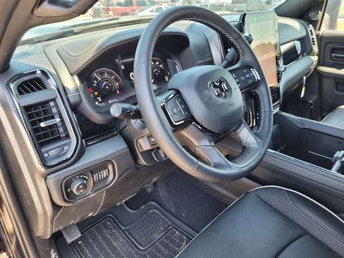 New 2025 RAM 3500 Limited image 9