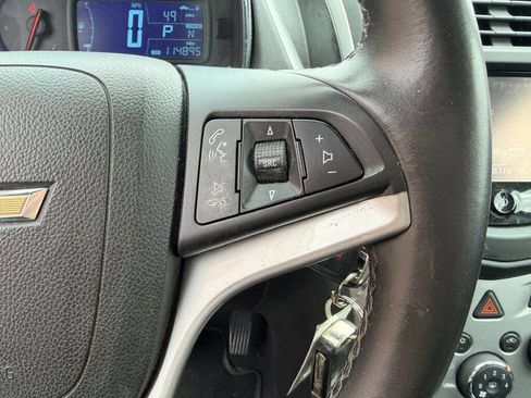 Used 2015 Chevrolet Trax LT w/ LT Plus Package FWD image 17