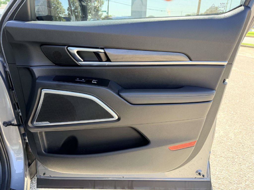 Used 2023 Kia Telluride SX Prestige X-Line AWD/4WD image 11