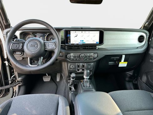 New 2025 Jeep Gladiator Sport image 16