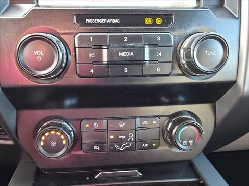 Used 2019 Ford F250 XLT w/ XLT Value Package AWD/4WD image 34