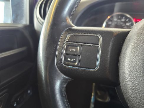 Used 2018 Jeep Wrangler Unlimited Sport S AWD/4WD image 14
