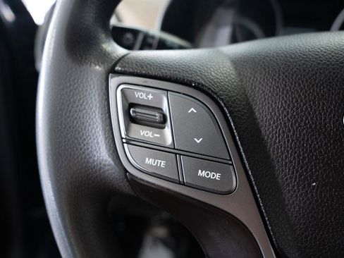 Used 2017 Hyundai Santa Fe Sport image 17