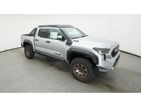 New 2025 Toyota Tacoma Trailhunter image 13