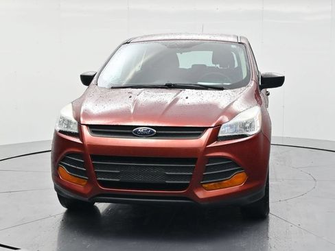 Used 2016 Ford Escape S FWD image 2