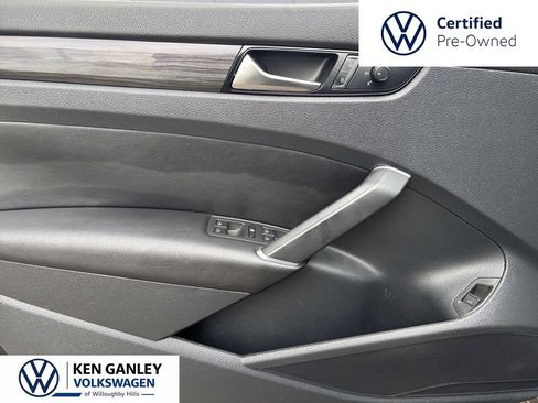 Used 2020 Volkswagen Passat 2.0T R-Line FWD image 26