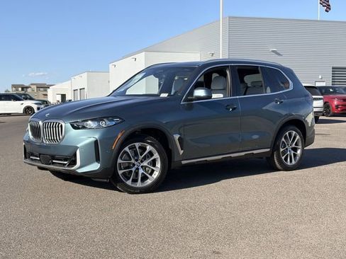 New 2026 BMW X5 sDrive40i RWD image 2