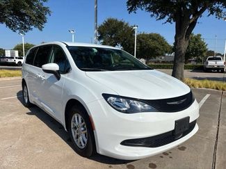 Used 2023 Chrysler Voyager LX FWD video 1