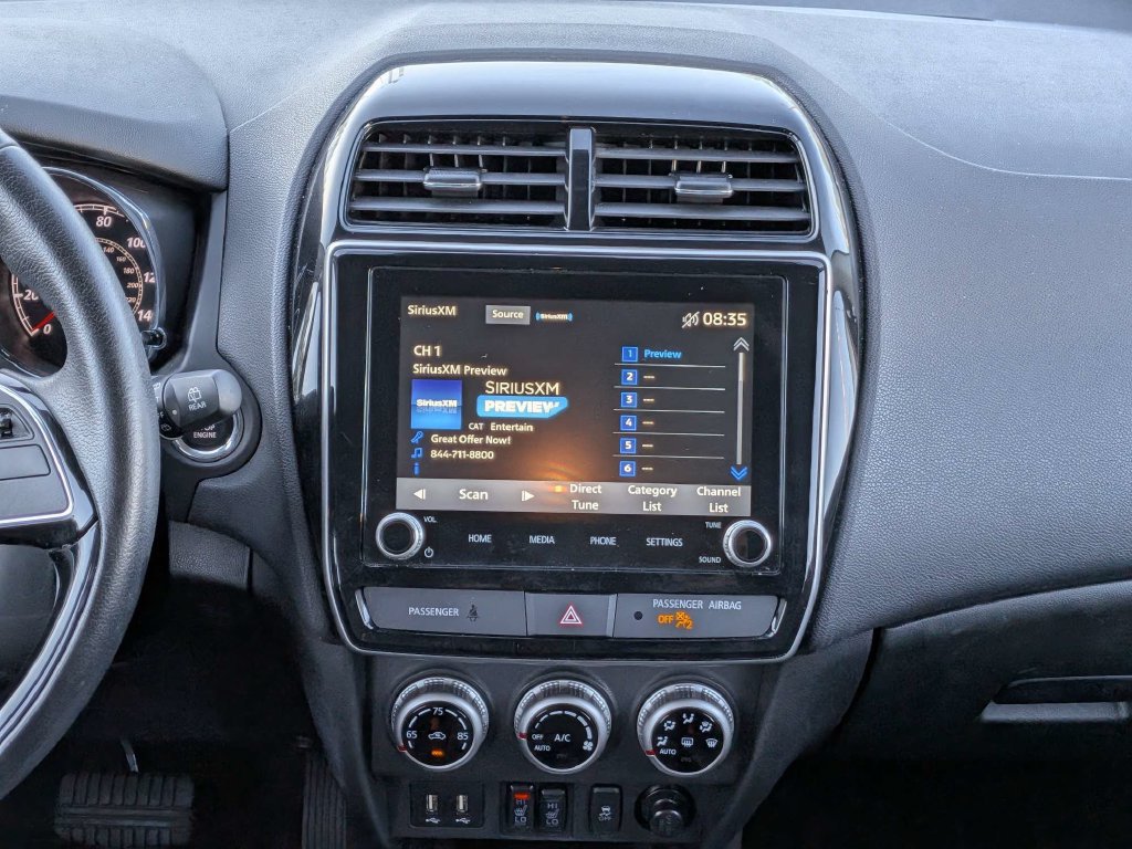 Used 2025 Mitsubishi Outlander Sport SE AWD/4WD image 18