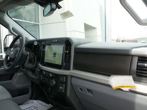 New 2026 Ford F350 XLT image 42