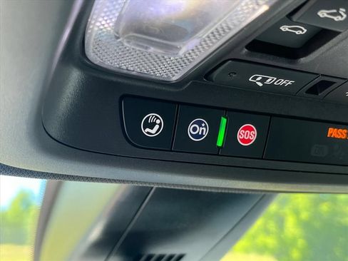 Used 2021 Chevrolet Blazer RS w/ Enhanced Convenience Package AWD/4WD image 19