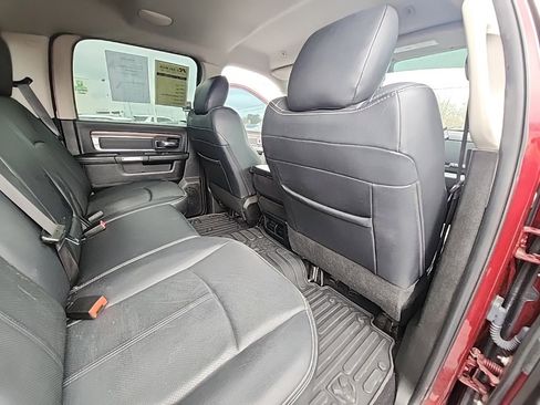 Used 2018 RAM 3500 Laramie image 19