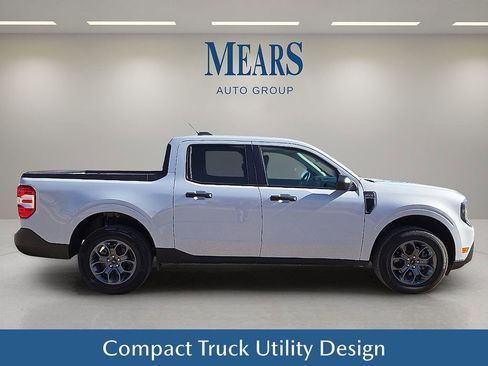 Used 2025 Ford Maverick XLT w/ Equipment Group 302A image 7