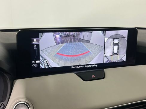 Used 2024 MAZDA CX-90 Plug-In Hybrid w/ Premium Plus image 17