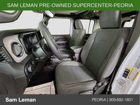 Used 2025 Jeep Wrangler Sahara 4xe w/ Safety Group image 19