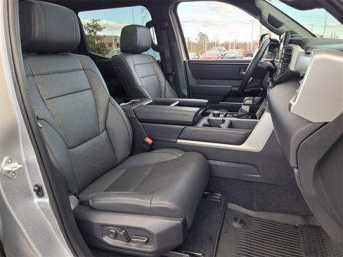 Used 2025 Toyota Tundra Limited image 13