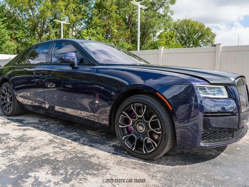 Used 2024 Rolls-Royce Ghost Black Badge image 12