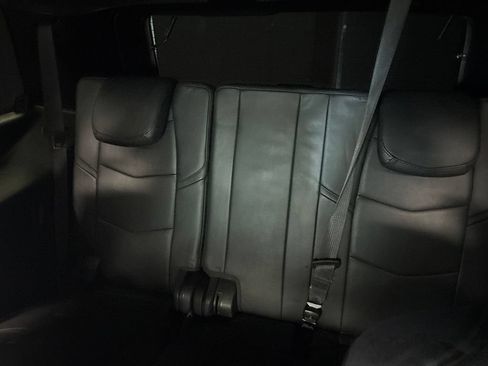 Used 2018 Cadillac Escalade Platinum AWD/4WD image 36