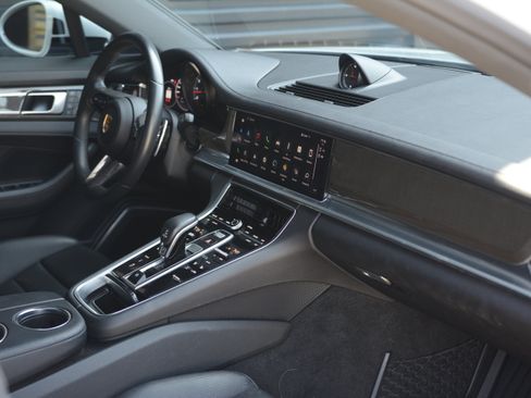 Certified 2023 Porsche Panamera Platinum Edition RWD image 28