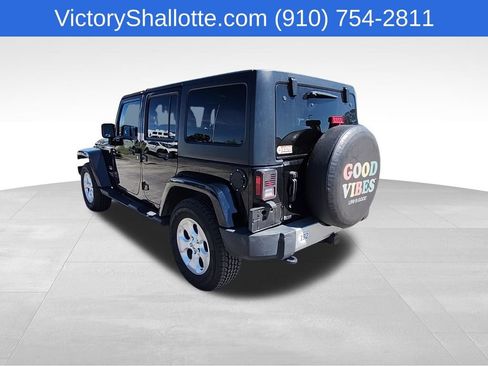 Used 2015 Jeep Wrangler Unlimited Sahara w/ Dual Top Group image 17