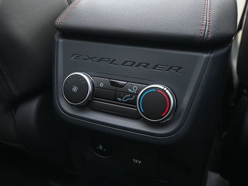 New 2026 Ford Explorer Active w/ Active Comfort Package AWD/4WD image 27