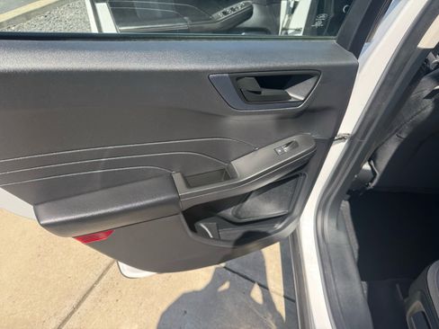 Used 2021 Ford Escape S FWD image 15