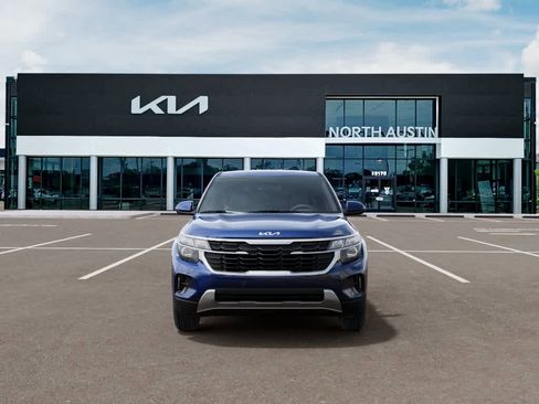 New 2026 Kia Seltos LX AWD/4WD image 2