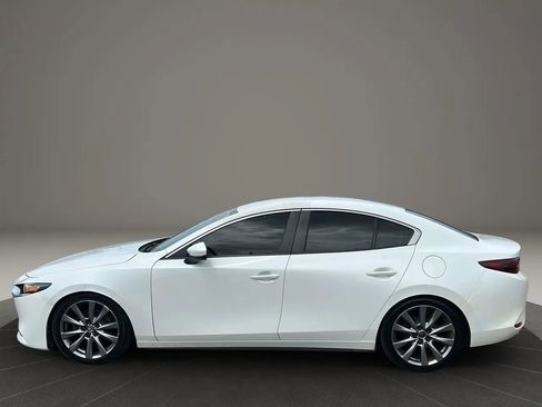 Used 2019 MAZDA MAZDA3 AWD Sedan w/ Select Package image 2