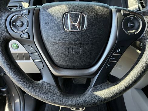 Used 2018 Honda Pilot EX image 27