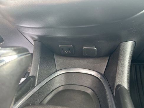 Used 2018 Chevrolet Malibu LT w/ Leather Package image 28