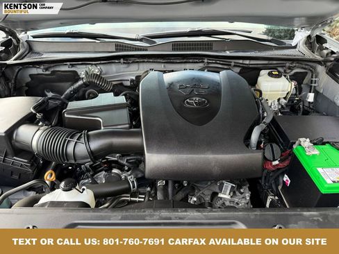 Used 2021 Toyota Tacoma TRD Off-Road image 40