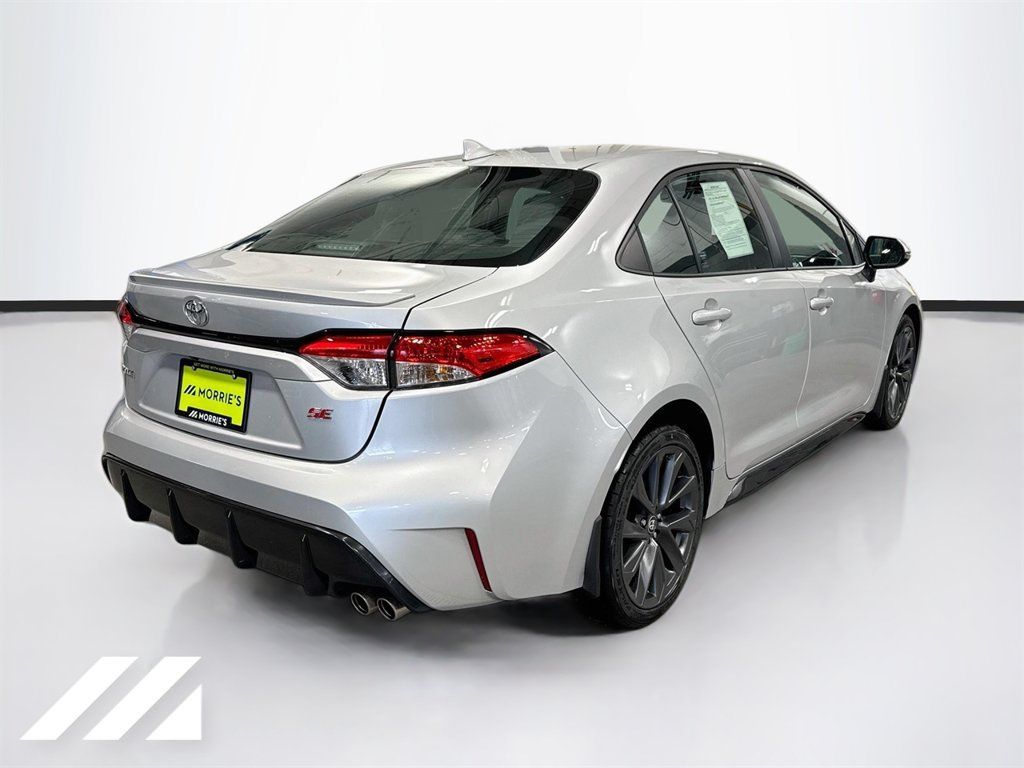 Used 2023 Toyota Corolla SE w/ Carpet Mat Package (TMS) FWD image 5