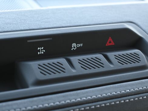 New 2026 Ford Bronco Outer Banks AWD/4WD image 22