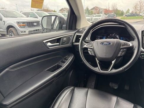 Used 2022 Ford Edge Titanium AWD/4WD image 20