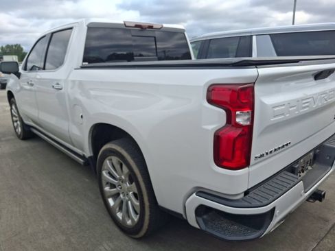 Used 2021 Chevrolet Silverado 1500 High Country w/ Technology Package AWD/4WD image 7