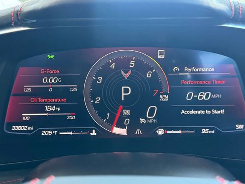 Used 2022 Chevrolet Corvette Stingray Coupe 2D w/ Engine Appearance Package image 28