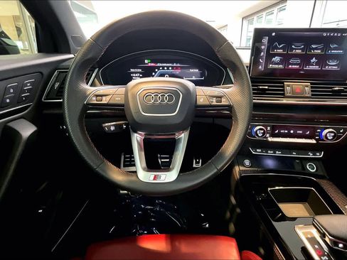Used 2024 Audi SQ5 Premium Plus w/ S Sport Package image 5