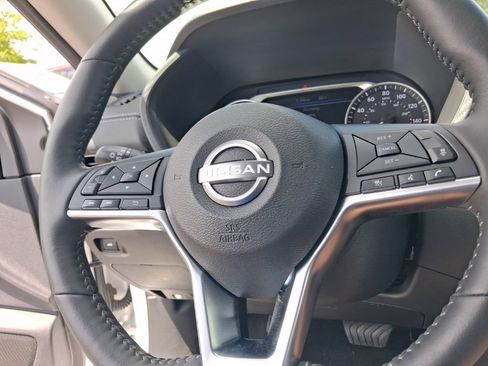 Used 2025 Nissan Sentra SV w/ All-Weather Package FWD image 23